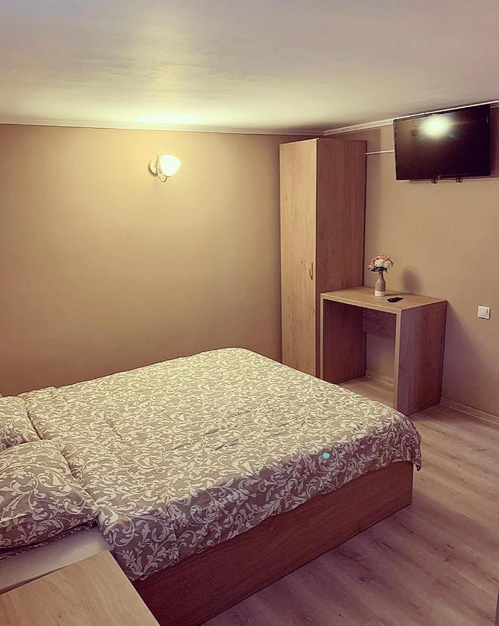 Guest house Pensiunea Laura 3*