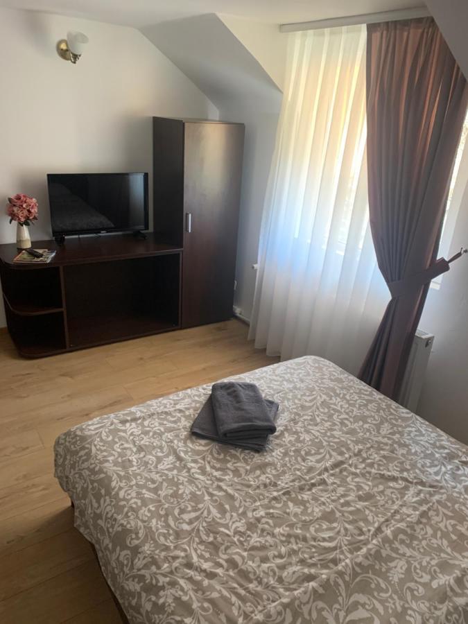 Pensiunea Laura Guest house Chiscau