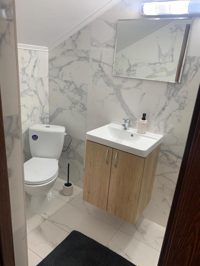 Guest house Pensiunea Laura 3*